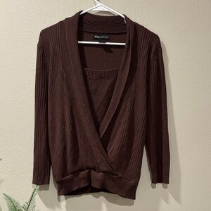 R.E.Q. Cozy Brown XL Acrylic Sweater + camisole